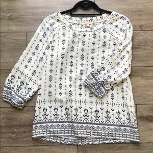 Skies Are Blue Wendi Scoop Neck Blouse